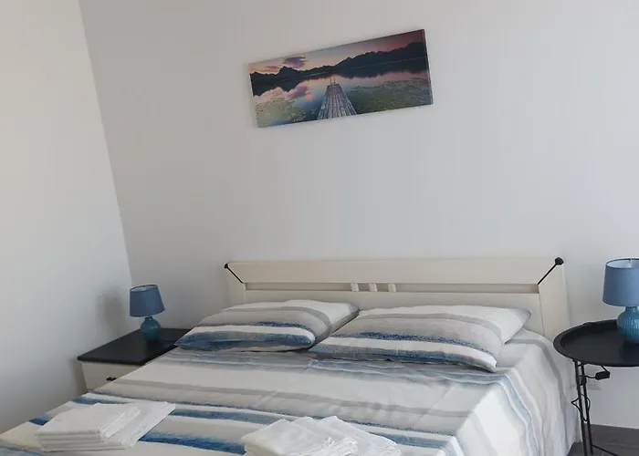 Casuzze - La Dimora Del Sole Vakantiehuis Villaggio Azzurro